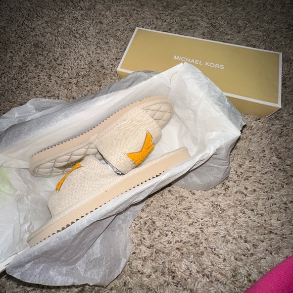 slides - Picture 2 of 3